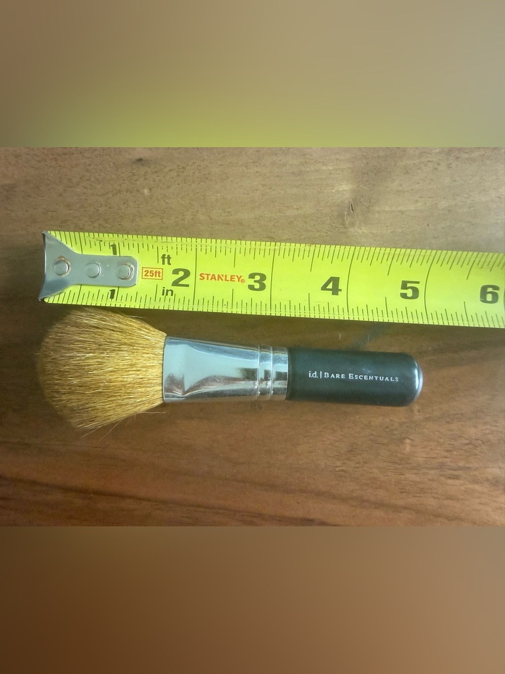id. Bare Escentuals Flawless Face Brush